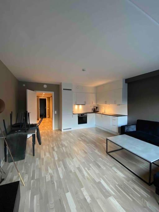 New Central Apartment In Tromso Ngoại thất bức ảnh
